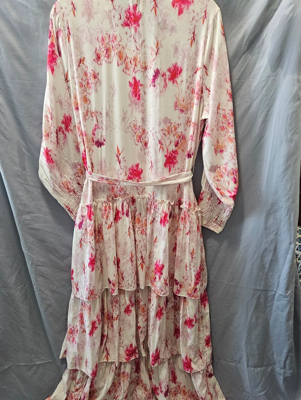 Misa Abstract Rose Floral Dress - Picture 3 of 6